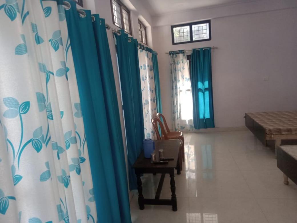 Vamoose Srishty Choice Apartment Rudraprayag ภายนอก รูปภาพ